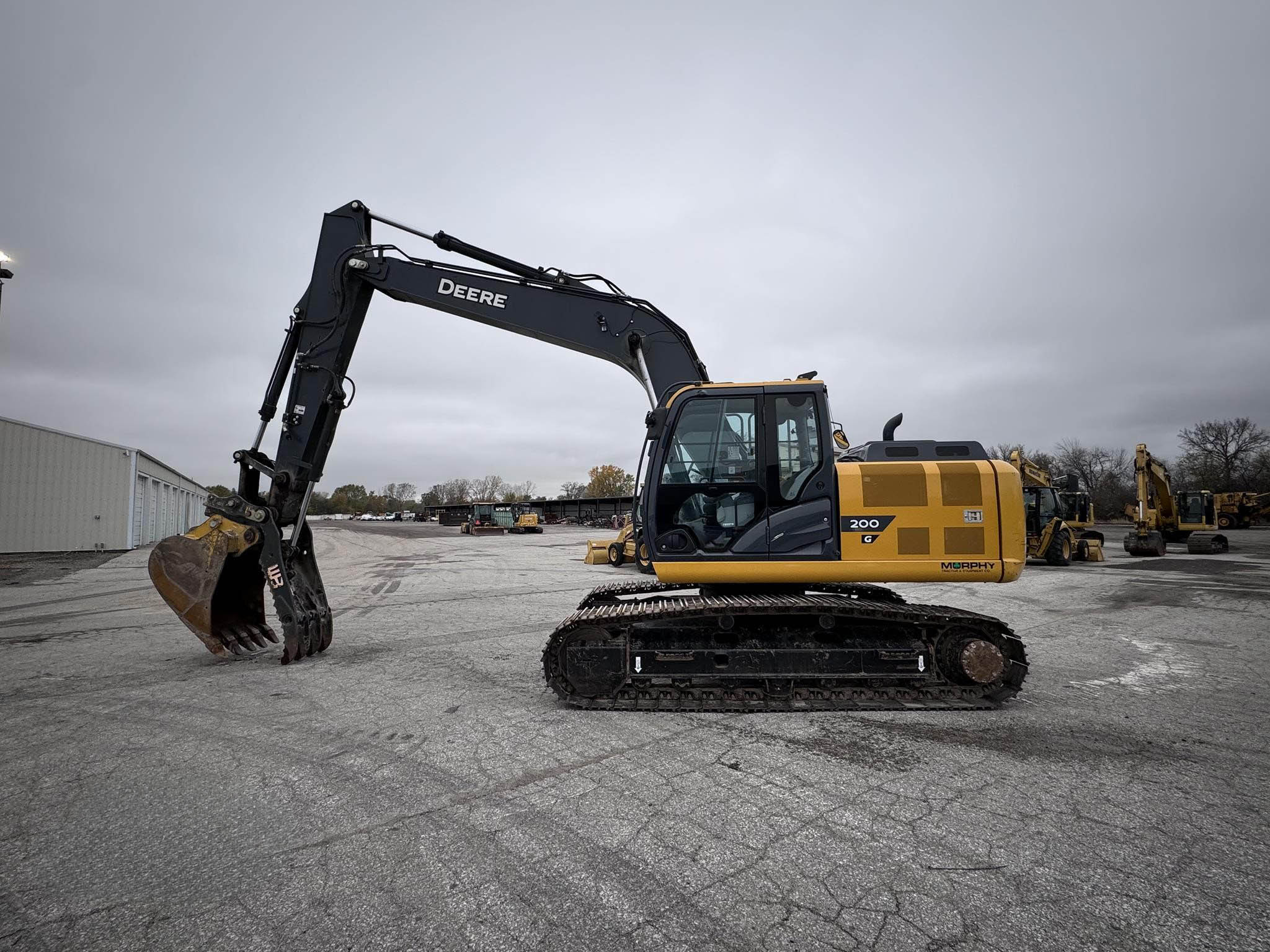 2023 John Deere 200G